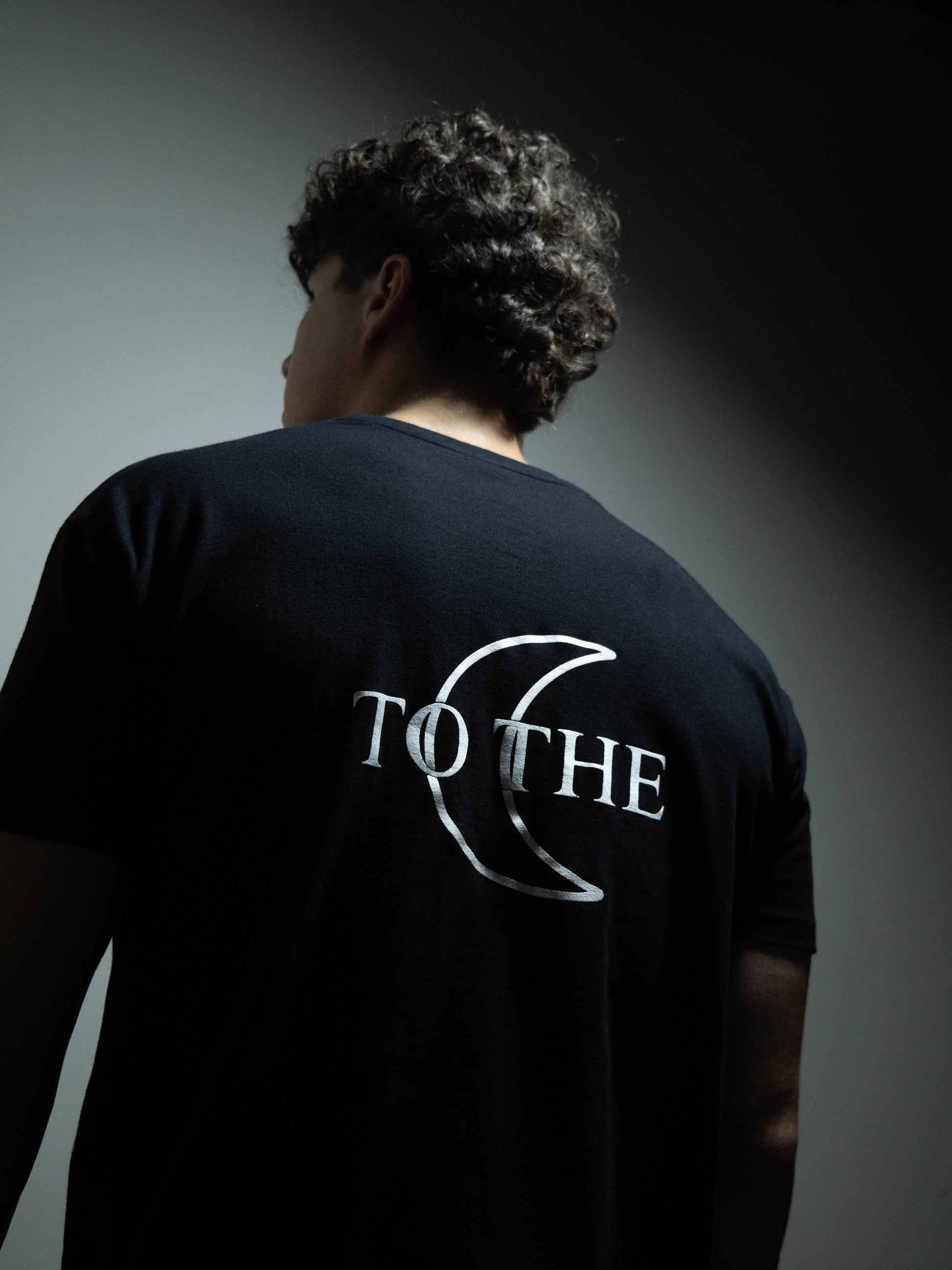 Tee TO THE MOON